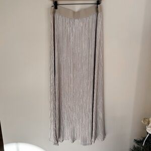 3/$30 🌸 Lane Bryant Shimmer Skirt Maxi Size 14/16 Golden